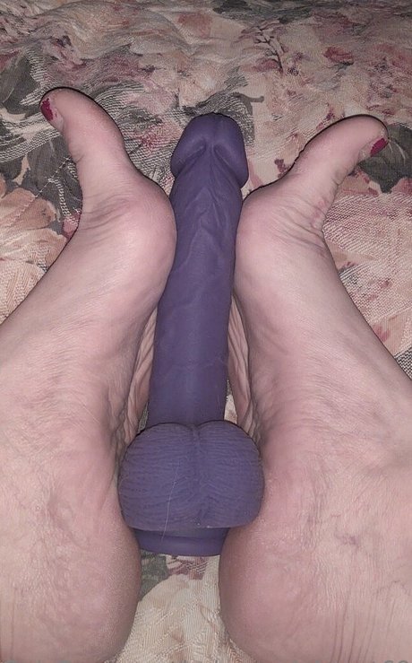 ladypurpleheart69free adult actress image