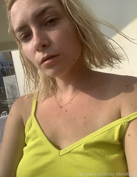 rosy blondbabe pornstar hot pic