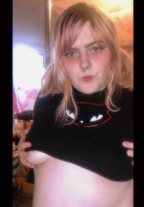 enchantingaleister pornstar beautiful images