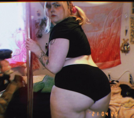 enchantingaleister pornstar erotic img