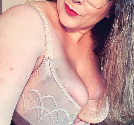 Penelope34J pornstar sexy archive