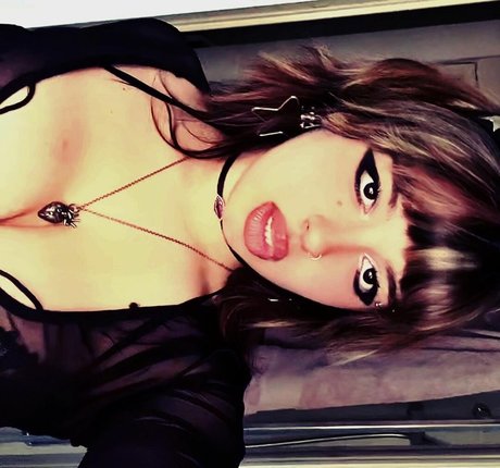 arab twink onlyfans art nude photo