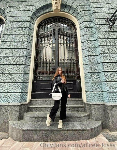 alicee kisss nude actress galleries