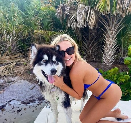 Kyla Deaver naked pornstar pictures