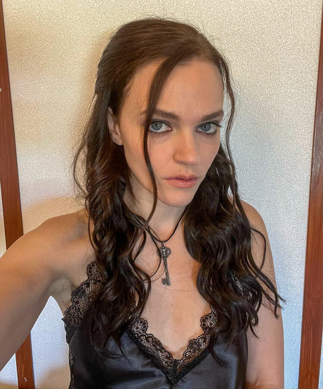 Madeline Brewer free star pic
