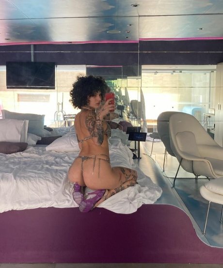 apropriad4mente exclusive model pictures