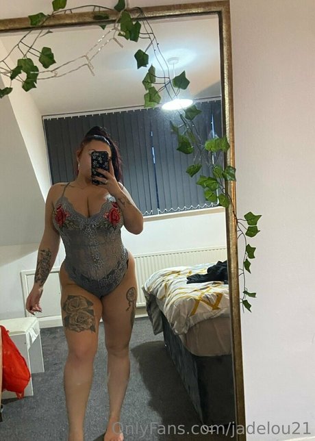 jadelou21 sexy actress img