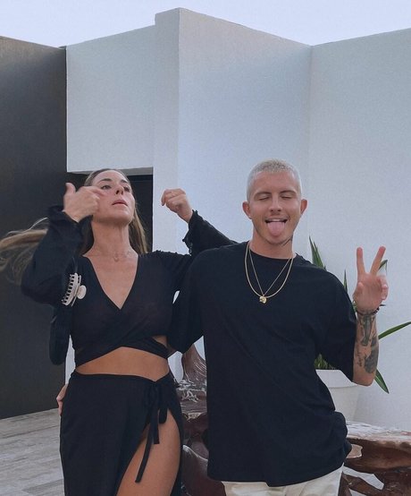 paulagonu model free image