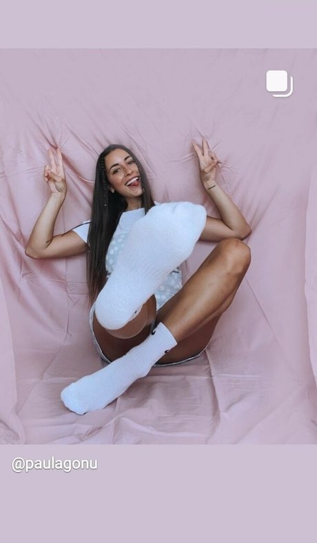 paulagonu pornstar beautiful pictures