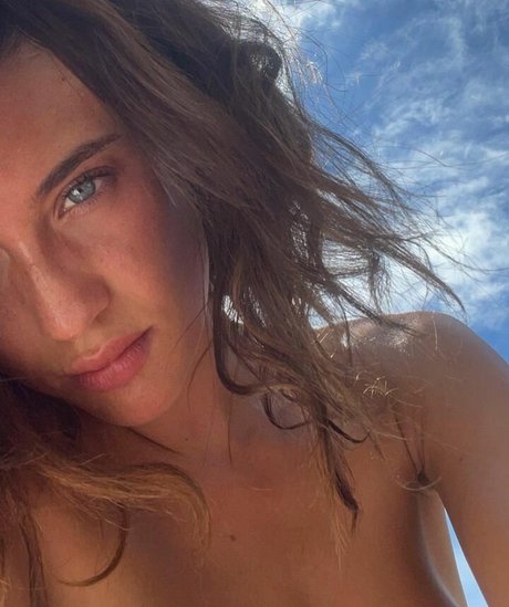 japanese teen onlyfans sexy nude pic