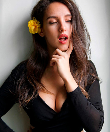 mom onlyfans free pictures