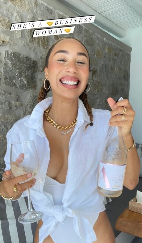 Eva Marisol Gutowski pretty star images