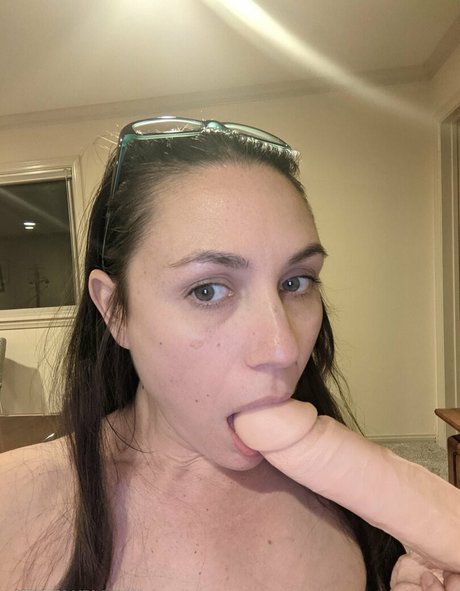 petite girls onlyfans top photo