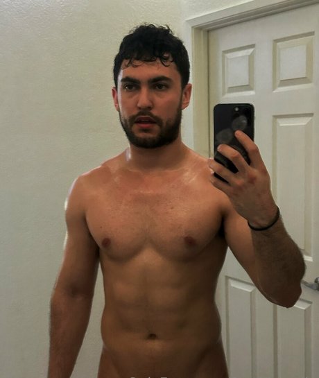 muscle nude onlyfans exclusive archive