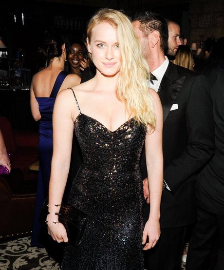 Leven Rambin star high quality pics