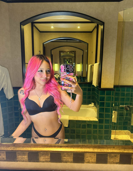 kittenkirari model sex gallery