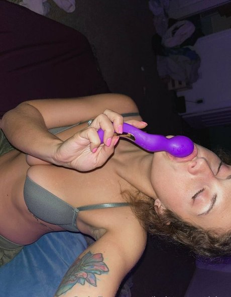 Brittany Thicc erotic pornstar archive