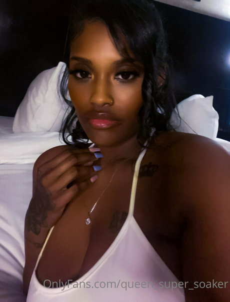 queen super soaker free actress photos