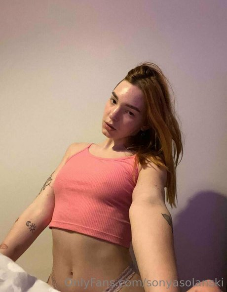 popular onlyfans top photo