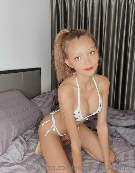 yourloveablechloe star sexy pic