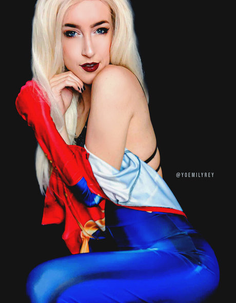 yoemilyreyfree model hot archive