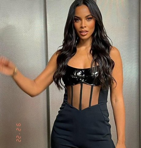 Rochelle Humes pornstar naked image