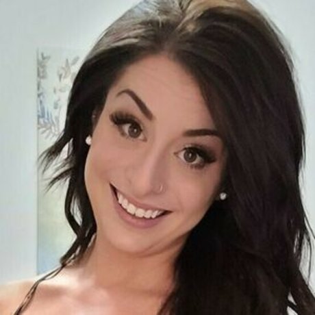 Sara O Neill sexy model photos