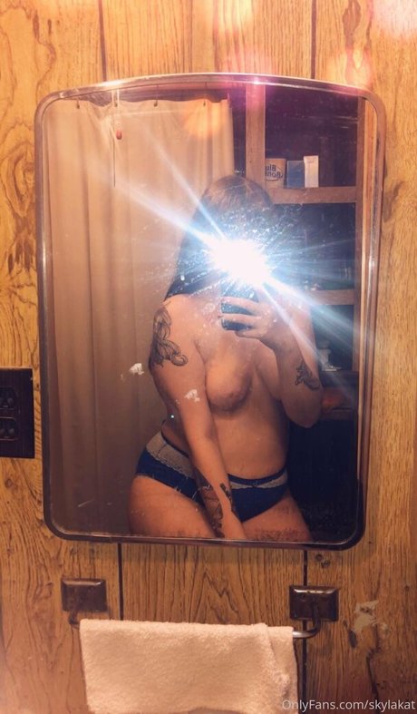 skylakat model exclusive galleries