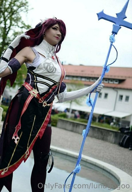 lunagogoo free actress gallery