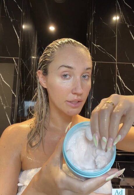 famous nude onlyfans porno pics