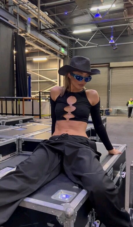 Megan McKenna hot model img