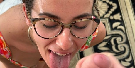 Natasha Maree beautiful star img