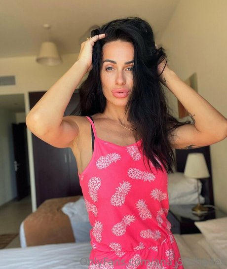 ana 50shades model free picture