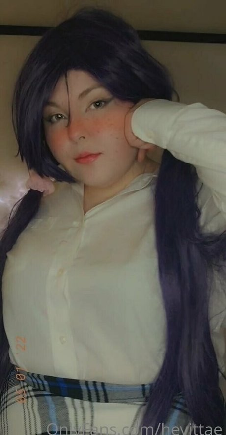 heyittae model nude pic