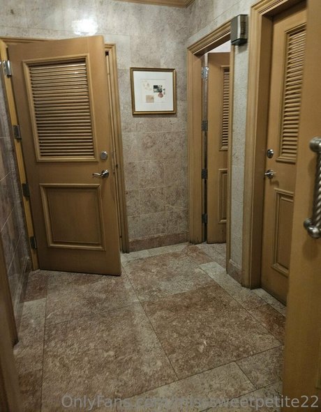 misssweetpetite22 top star img