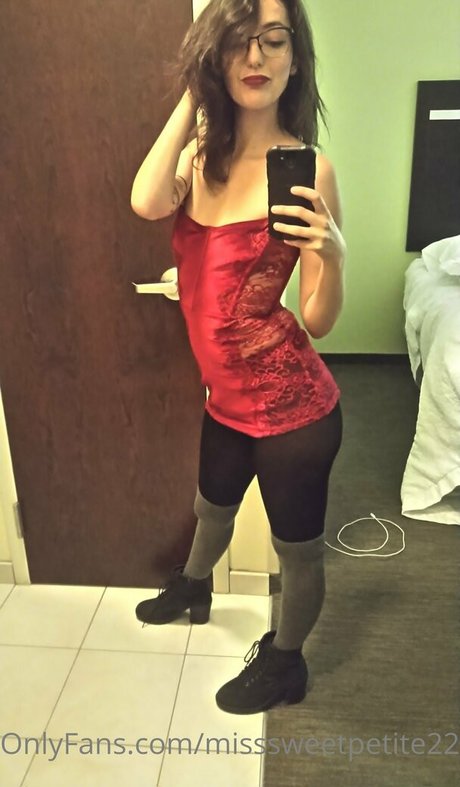 misssweetpetite22 actress galleries