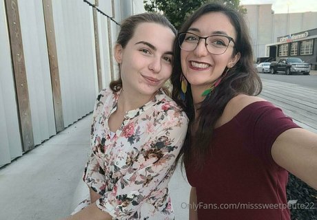 misssweetpetite22 model art pictures
