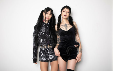 curvy muscle onlyfans hot sexy images