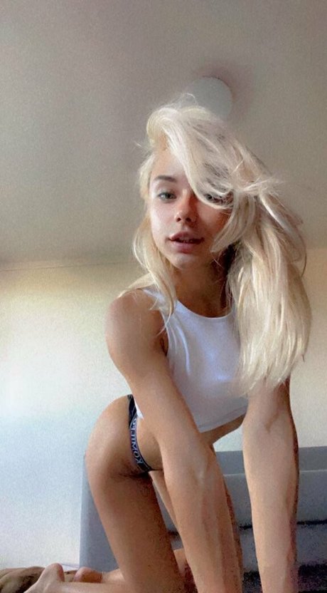 Cherrishluluu xxx pornstar images