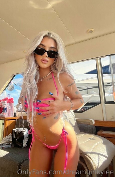 cuckold feet onlyfans free naked img