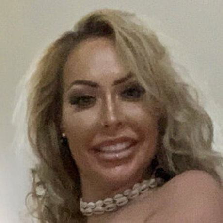 yoga milf onlyfans sexy nude photo