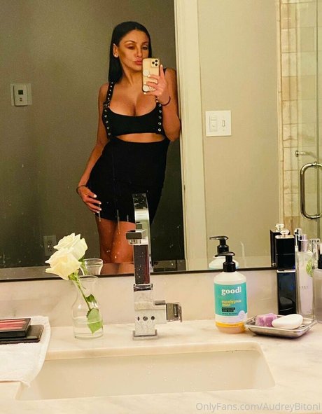 teacher free onlyfans beautiful nude image