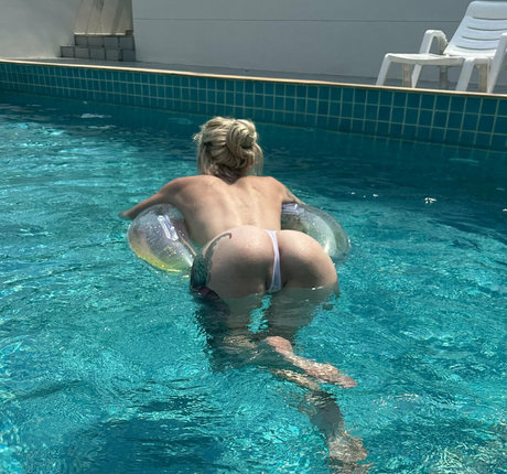 hottest redhead onlyfans free sexy images