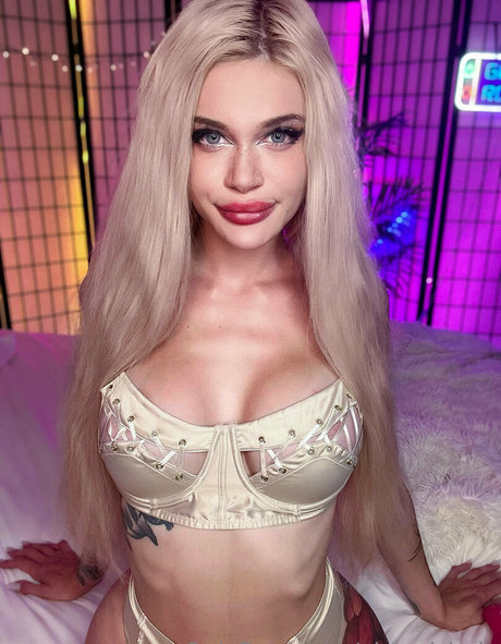 mistress onlyfans art nude gallery