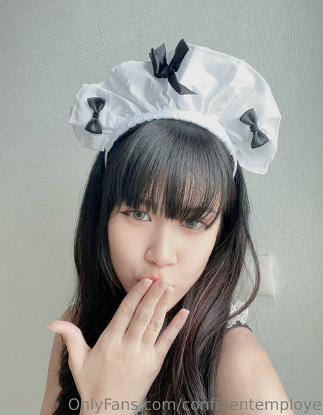 confidentemploye pornographic actress img