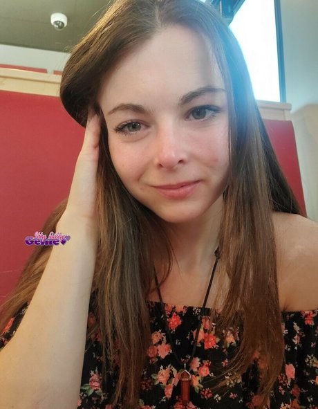 tinymorganteafree star xxx image