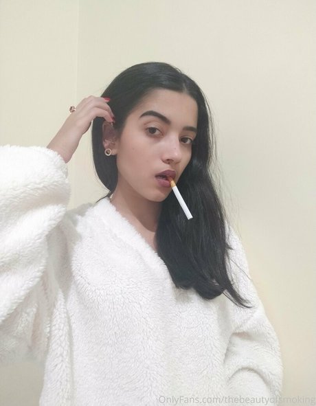 thebeautyofsmoking star xxx photo