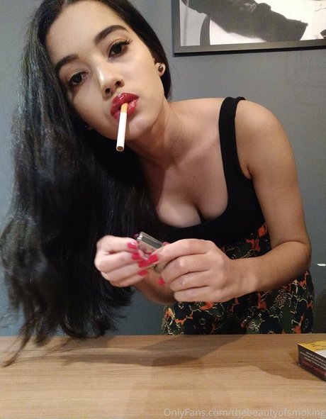 thebeautyofsmoking perfect pornstar img
