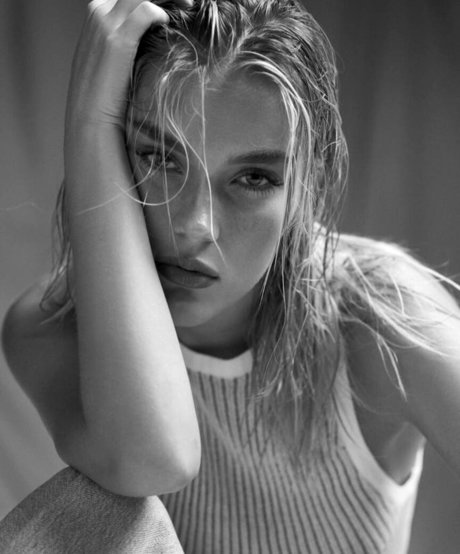 Mimi Slinger perfect actress archive