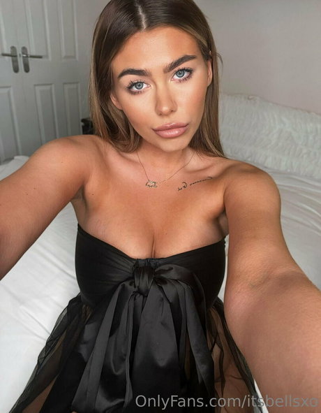 itsbellsxo pornographic star photo